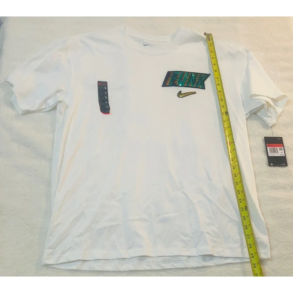 Nike Mens Basketball Funk Sequin Graphic T-Shirt White Large NWT